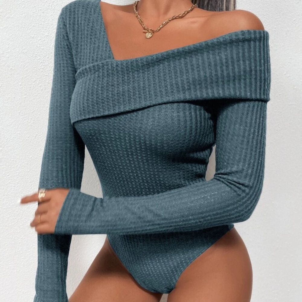 Cozy Knit Minimalist Long Sleeve Bodysuit - Picture 7 of 7